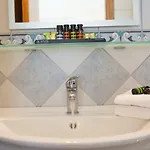 Thalassa Apartament *