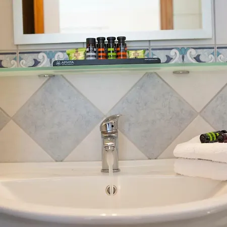 Thalassa Апартаменты *